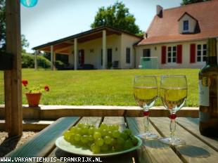 Huis voor grote groepen in Limousin Frankrijk te huur: Ruim en kindvriendelijk vakantiehuis 