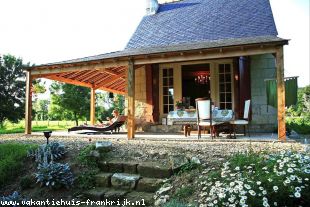 - vakantiehuis met zwembad in Frankrijk te huur: Privé gelegen cabane de vigne in de Loirevallei 
