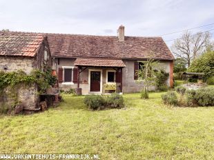 vakantieverblijf in Frankrijk te huur: Genieten van het Bourgondische buitenleven in dit landelijk gelegen vakantiehuis 
