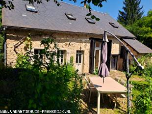Vakantiehuis: Heerlijk vakantiehuis Á l' Aise .....Nu van €750 voor €675,00 ! te huur in Nievre (Frankrijk)