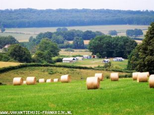 Vakantiehuis: CAMPING NIEUW – Kleinschalige Thema Camping met woonhuis en schuren op 3 ha 77 te huur in Allier (Frankrijk)