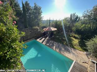 ROQUERAMADE - Mooie, sfeervolle gîte met zwembad, met prachtig uitzicht in het mooiste stukje Frankrijk.