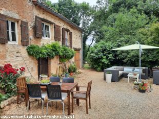 prachtig zomerhuis te huur in de mooi heuvels van Frankrijk