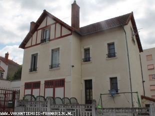 Vakantiehuis: Néris-les-Bains - Ruime en grote woning met 5 slaapkamers ** NIEUW ** te huur in Allier (Frankrijk)