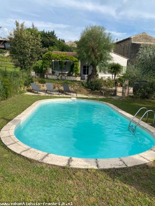 Huis te huur in Vaucluse en binnen uw budget van  950 euro voor uw vakantie in Zuid-Frankrijk.