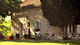 Huis te huur in Tarn et Garonne en binnen uw budget van  950 euro voor uw vakantie in Zuid-Frankrijk.