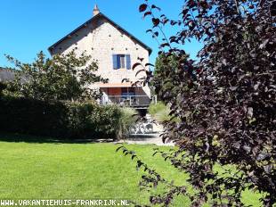 Vakantiehuis in de Bourgogne-Morvan/Larochemillay tot 4 personen.