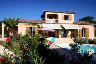 Villa in Frankrijk te huur: Prachtige vakantievilla 4-6 tot 10 personen in de Gard 