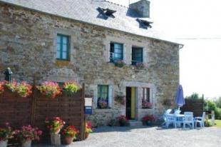 vakantieverblijf in Frankrijk te huur: Vakantiehuis Bretagne op landgoed RANLEON (Online reserveren mogelijk op www.manoirderanleon.fr -Nederlandse website) 