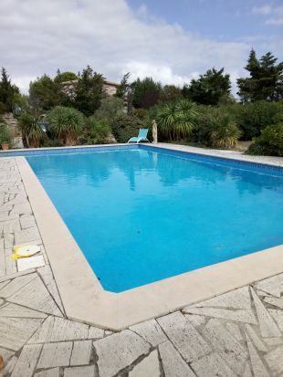 Het zwembad van 6 x 12 m