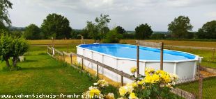 Rustig gelegen vakantiehuis met blokhut en zwembad (5-9p)